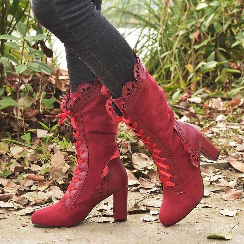 Fall Lace-Up Heeled Boots