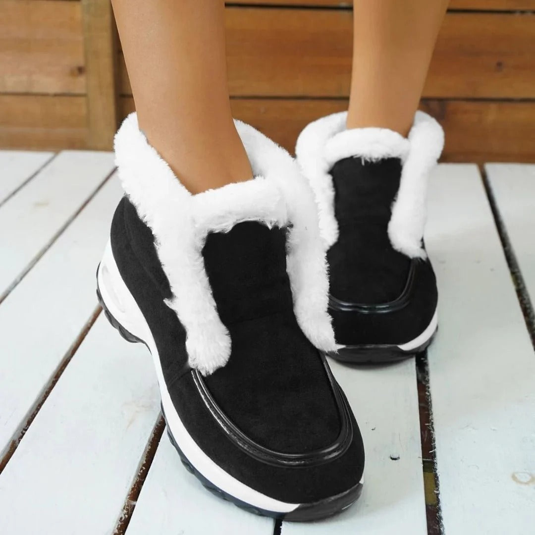 Fall Horizon Shearling Boots