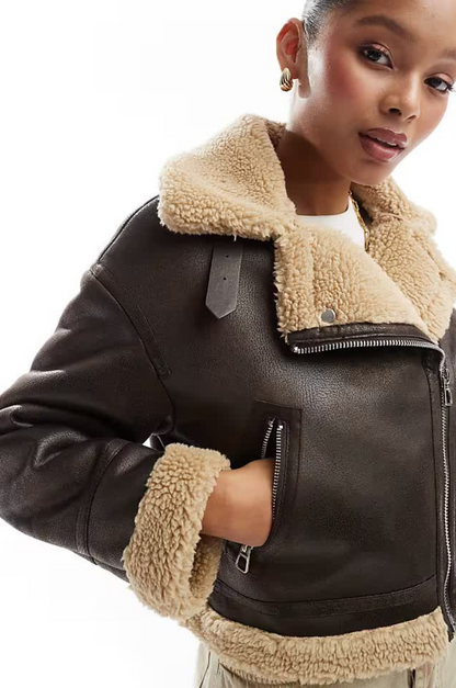 SIENNA – COZY SHEARLING JACKET