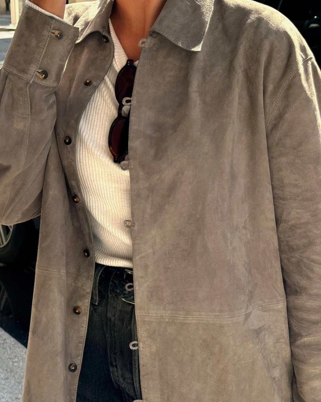 Alyssa - buttoned long sleeve shirt