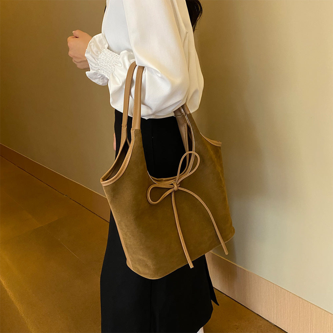 BETTINA - STATEMENT BOW BAG