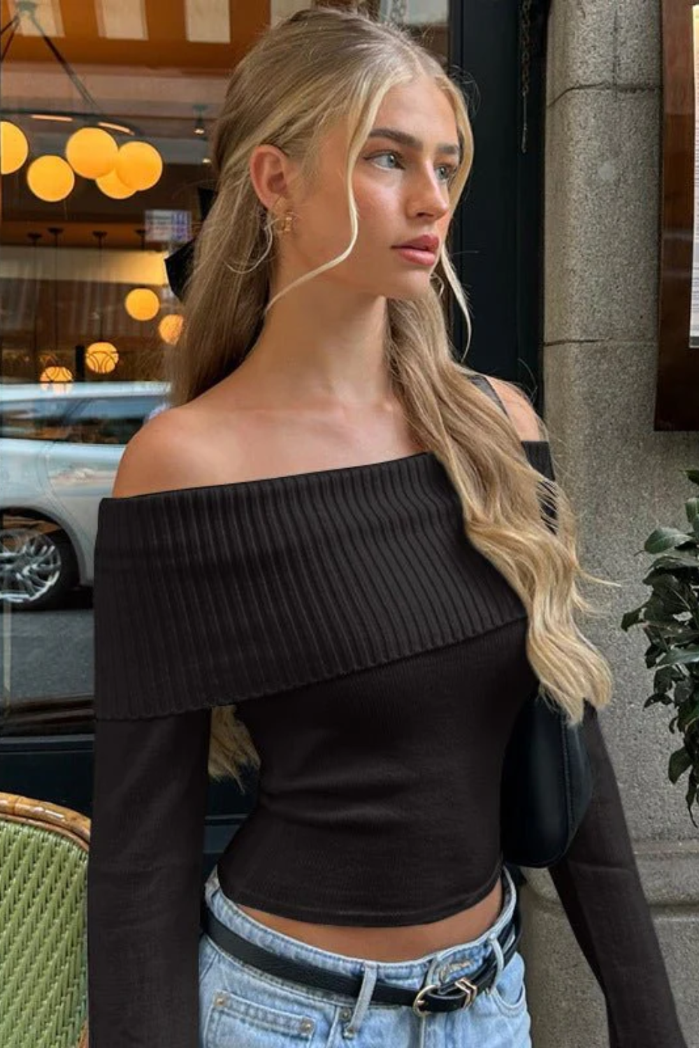 Adrienne - chic off-shoulder