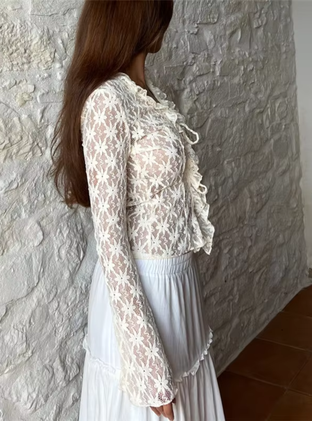 Lorene - chic laced top