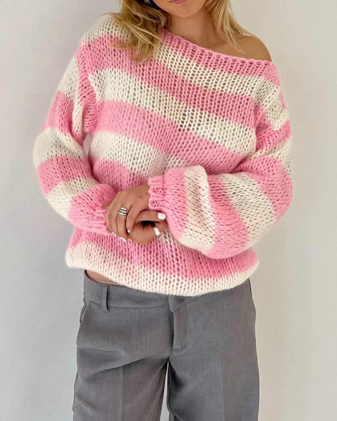 ELARIE - COZY KNITTED SWEATER