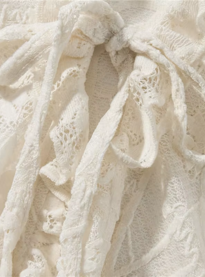 Lorene - chic laced top