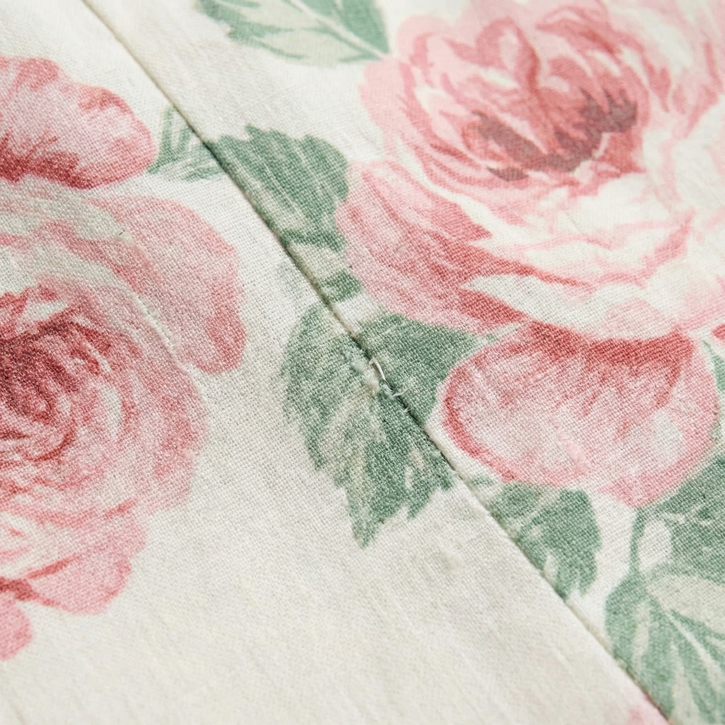 Ivory Floral Fit & Flare Mini Dress - Sweetheart Neckline, Pleated Skirt, Sleeveless