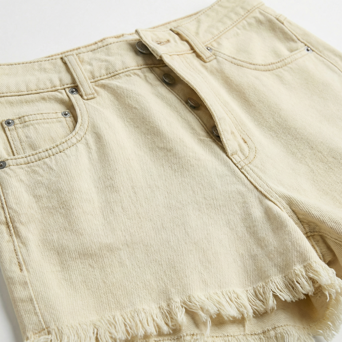 High-Waisted Denim Shorts - Frayed Hem, Casual Fit