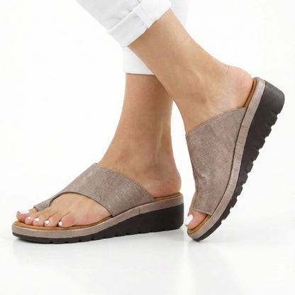 Orthopedic Bunion Corrector Sandals - Toe-Ring Design, Arch Support, Cushioned Nano-Foam Sole