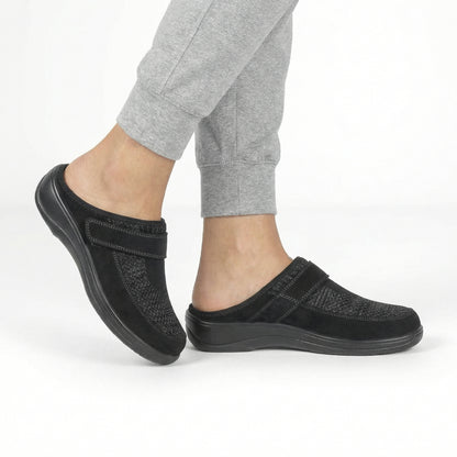 Orthopedic Comfort Clogs - Wide Toe Box, Adjustable Strap, Cushioned Arch Support