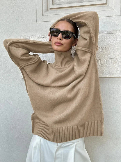 AMARA - LUXE KNIT TURTLENECK