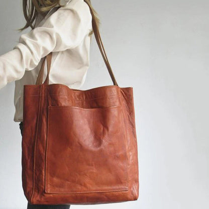 Avery™ - Classic Leather Travel Bag