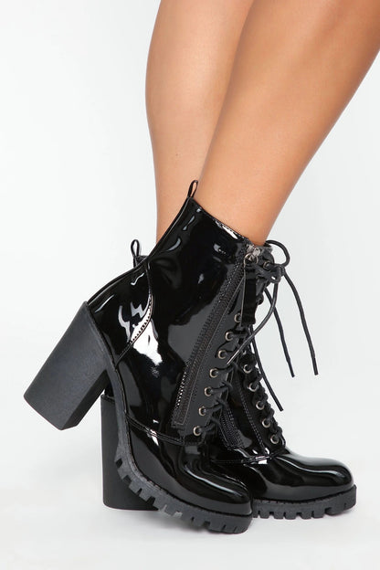 Fall Patent Lace-Up Block Boots