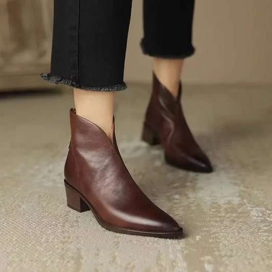 Fall V-Cut Block Heel Boots