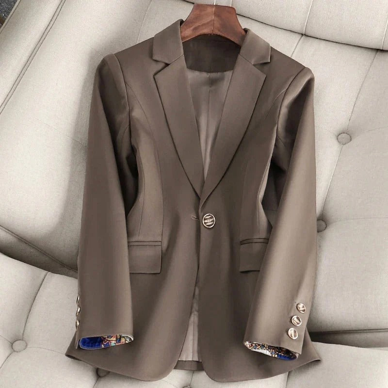 Single-Breasted Tailored Blazer