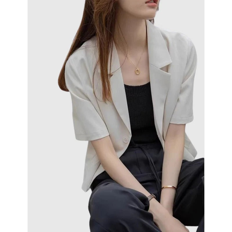 Short-Sleeve Buttoned Blazer