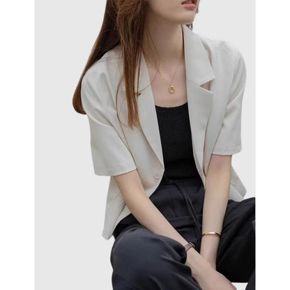 Short-Sleeve Buttoned Blazer