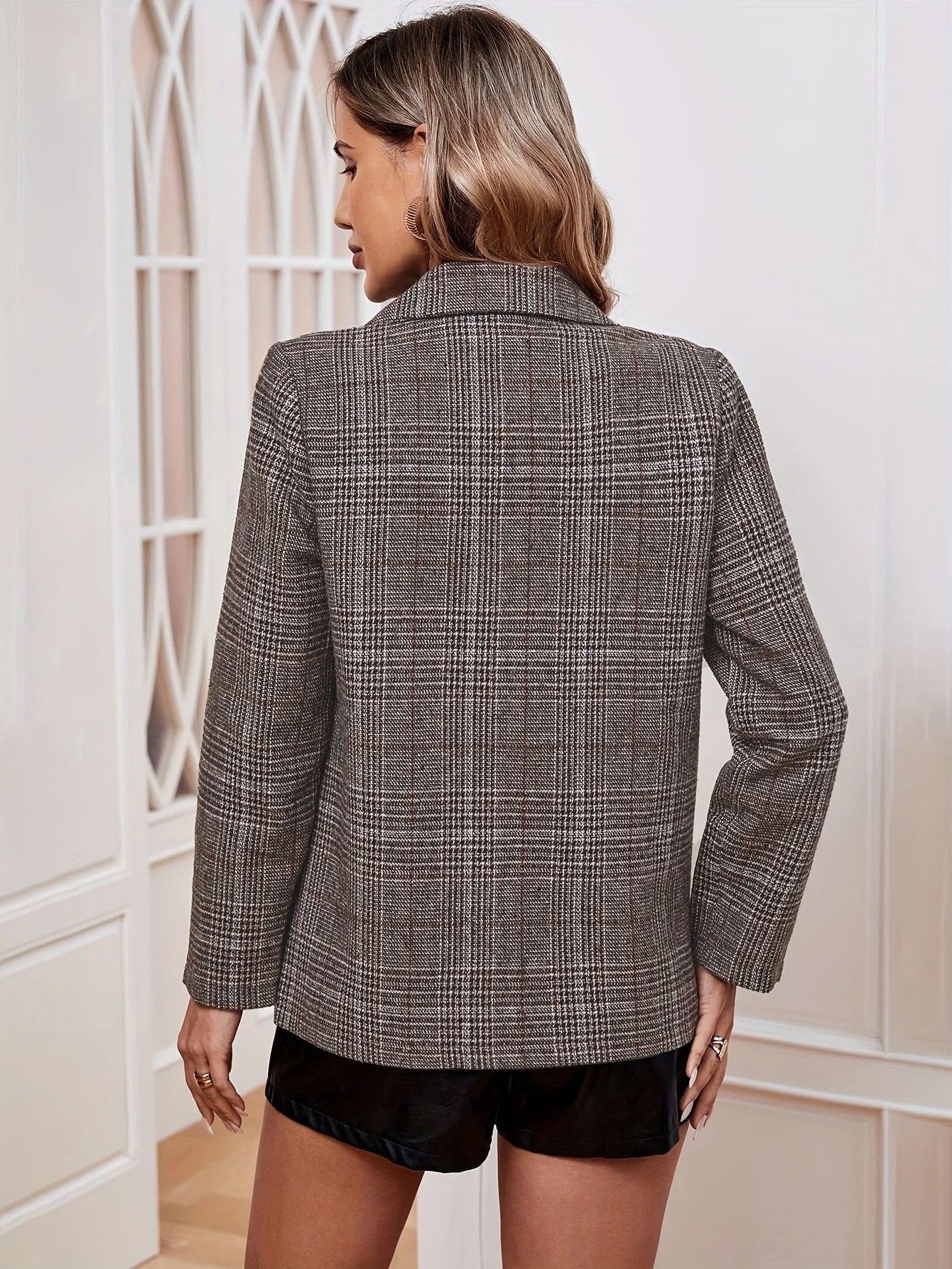 Single-Breasted Plaid Blazer